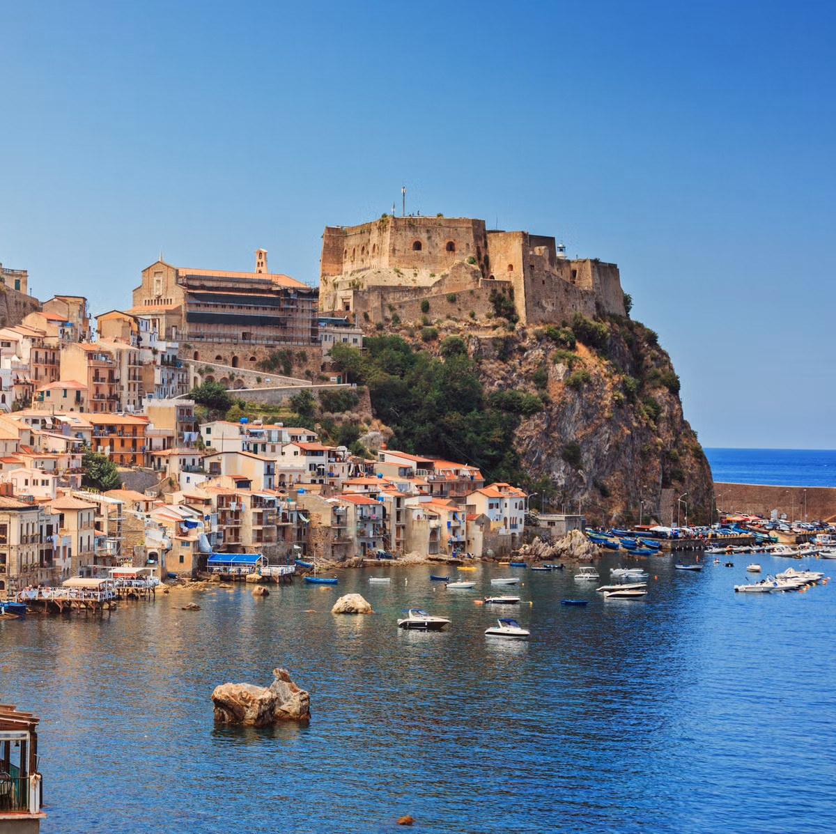 Scilla & the Strait